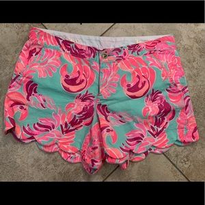 EUC Lilly Pulitzer Buttercup shorts size 8